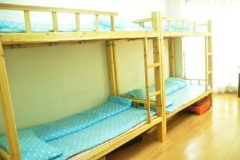 Guangzhou Pinyan Youth Hostel Tangxia  Экстерьер фото