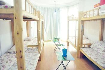 Guangzhou Pinyan Youth Hostel Tangxia  Экстерьер фото